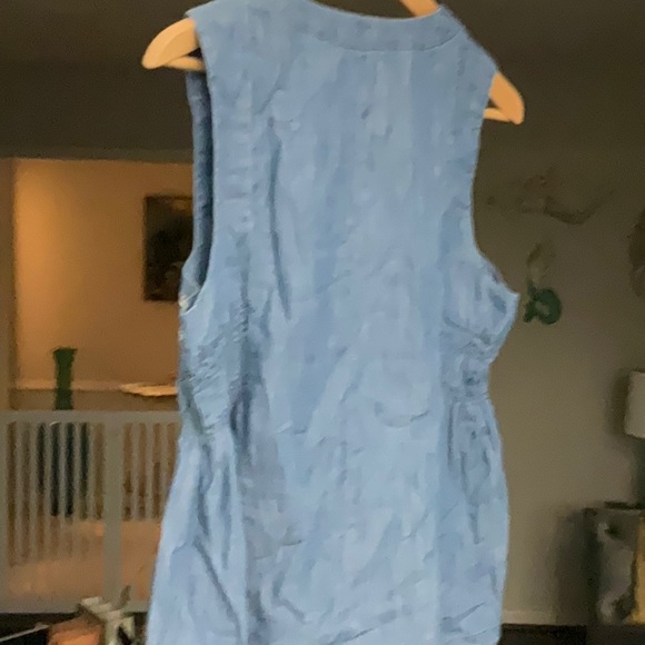 Alya Womens Top Size (L) Chambray Denim Blouse V-Neck Pleated Summer Blouse - Picture 3 of 3